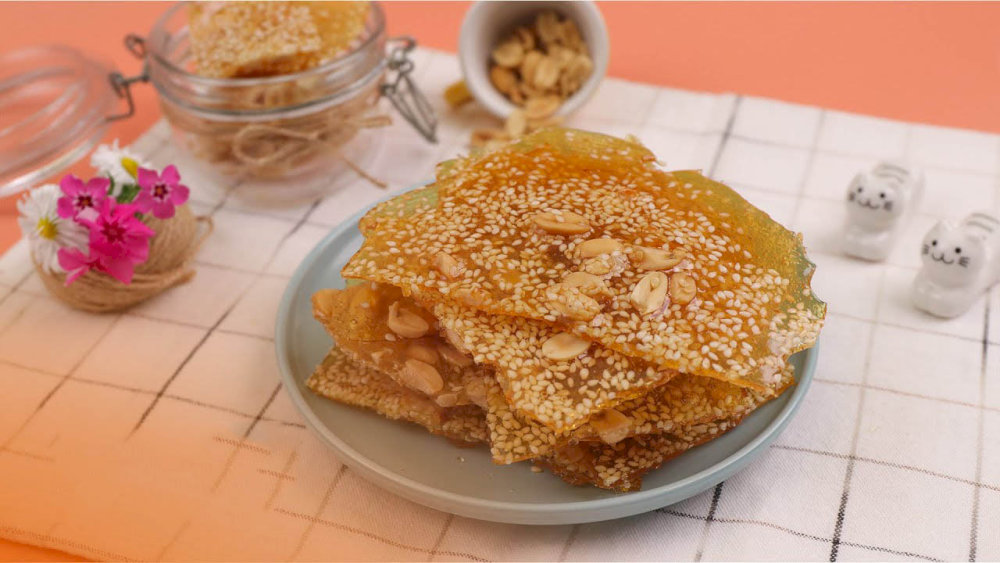 Bạn có thể mua các đặc sản của Huế